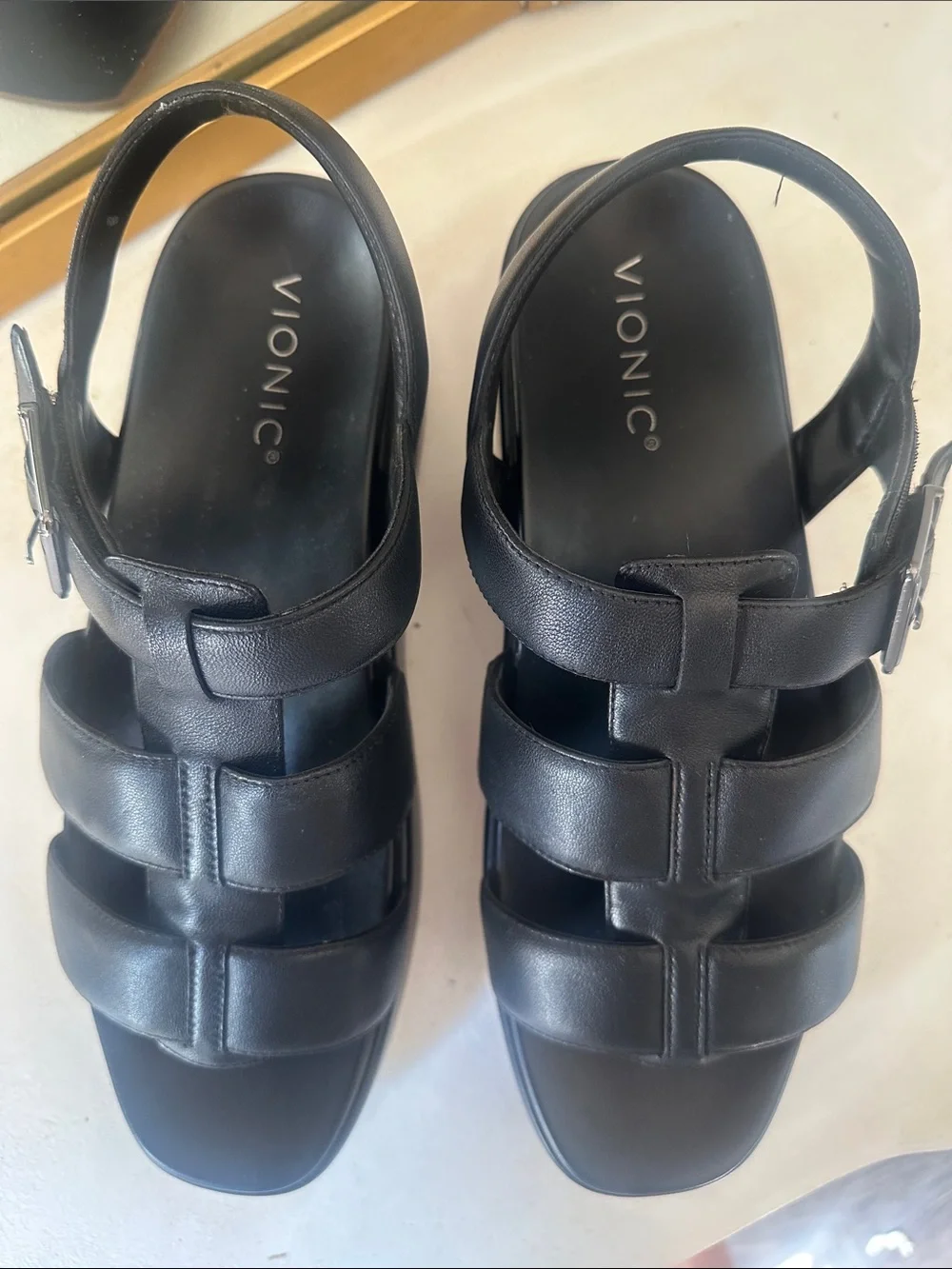 Vionic Delano Black Leather Strappy Sandals Women’s Size 9 Comfort Orthotic
